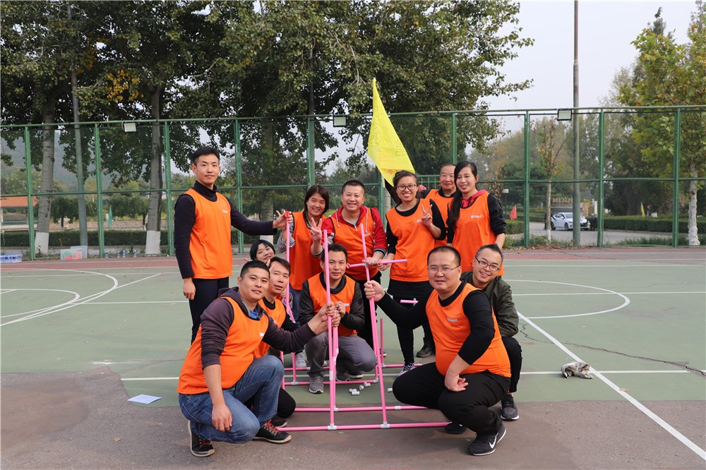 [瑤臺(tái)山莊拓展基地]+場地團(tuán)建一日活動(dòng)