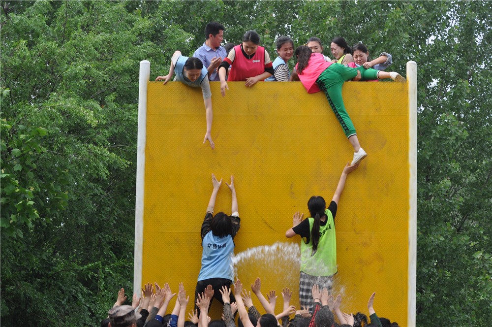 [順義軍訓(xùn)基地]+戰(zhàn)狼特訓(xùn)一日活動(dòng)