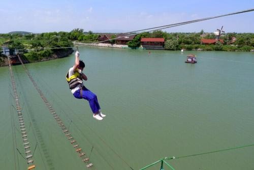 [蘇州太湖綠光農(nóng)場拓展基地]+ 致青春無悔！一日拓展活動(dòng)