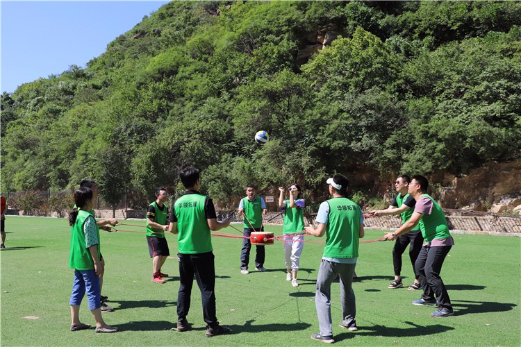 [杭州富春開元芳草地鄉(xiāng)村團建酒店]+場地團建一日拓展活動