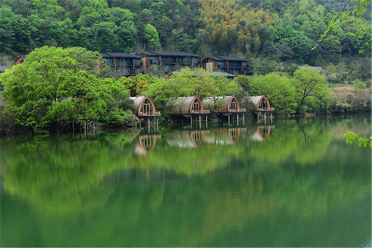 [杭州富春開元芳草地鄉(xiāng)村團建酒店]+場地團建一日拓展活動