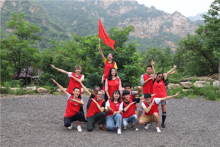 [上海青浦錦繡園軍事基地]-一日軍事拓展活動(dòng)