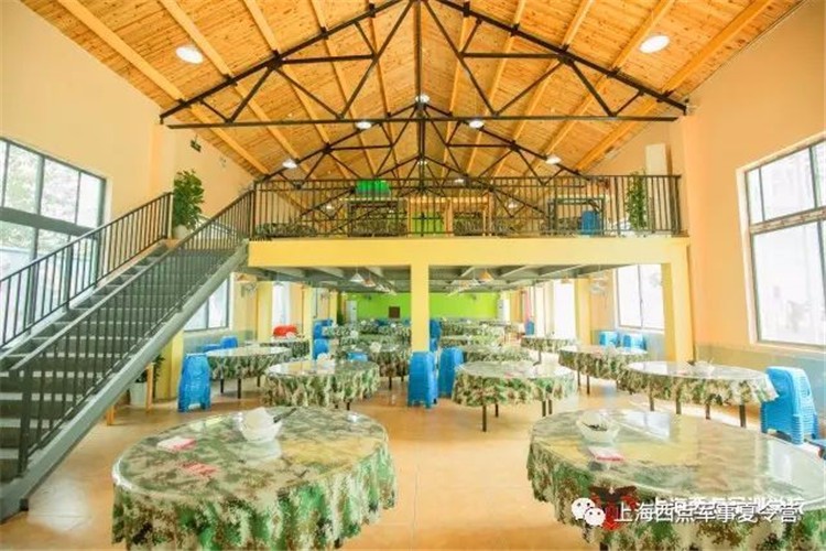 [上海西點一號軍訓基地]]戰(zhàn)狼特訓一日拓展活動