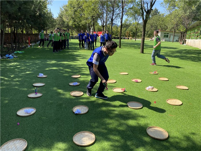 [張?jiān)垤潮ぜt酒莊園]+場(chǎng)地拓展1日活動(dòng)